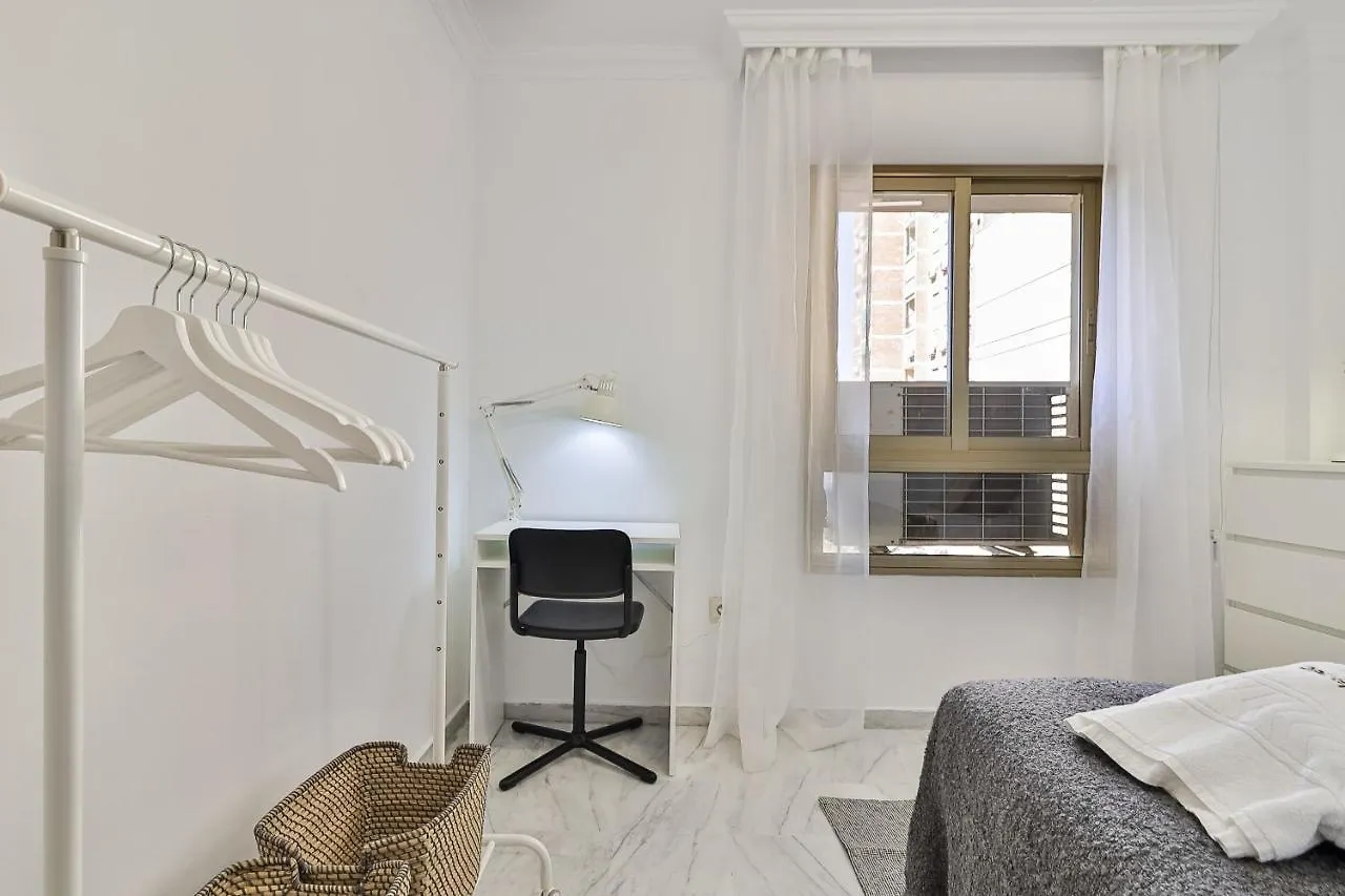C9 Roomy Luminous 5 Bedroom In Town Málaga Appartamento