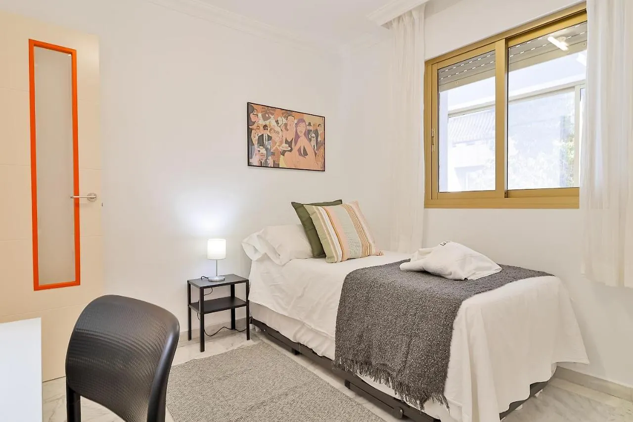 Appartamento C9 Roomy Luminous 5 Bedroom In Town Málaga