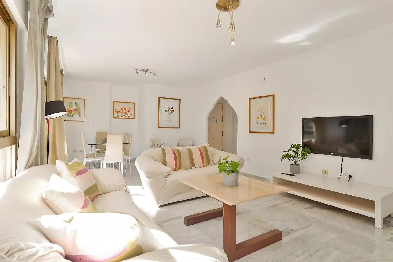 C9 Roomy Luminous 5 Bedroom In Town Málaga Spagna
