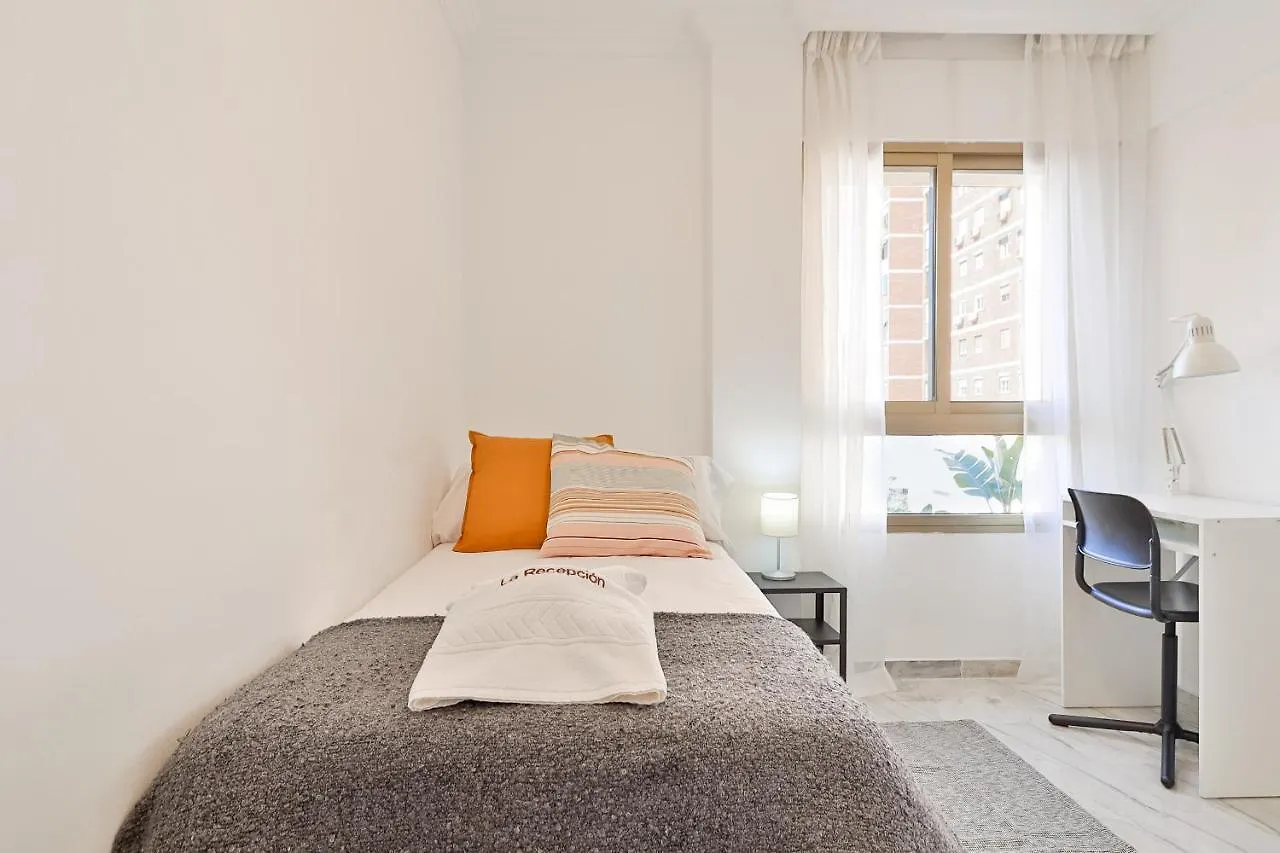 Appartamento C9 Roomy Luminous 5 Bedroom In Town Málaga