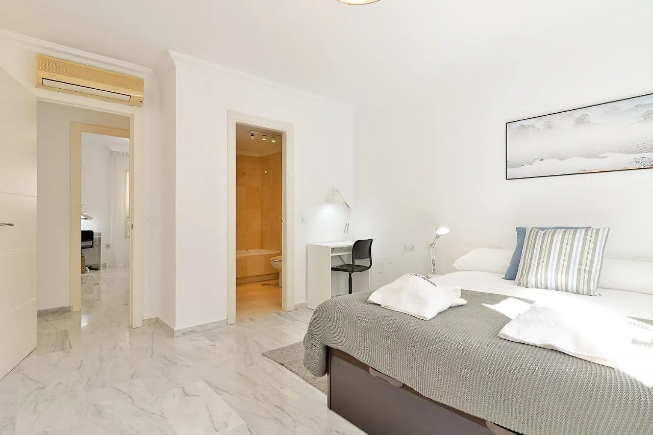 C9 Roomy Luminous 5 Bedroom In Town Málaga Appartamento